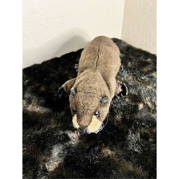 Folkmanis River Otter Plush Hand Puppet w Movable Mouth - Picture 1 of 4